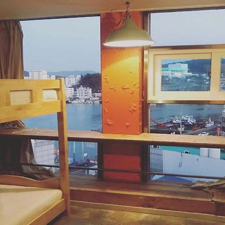 Lifeguesthouse Tongyeong Eksteriør bilde