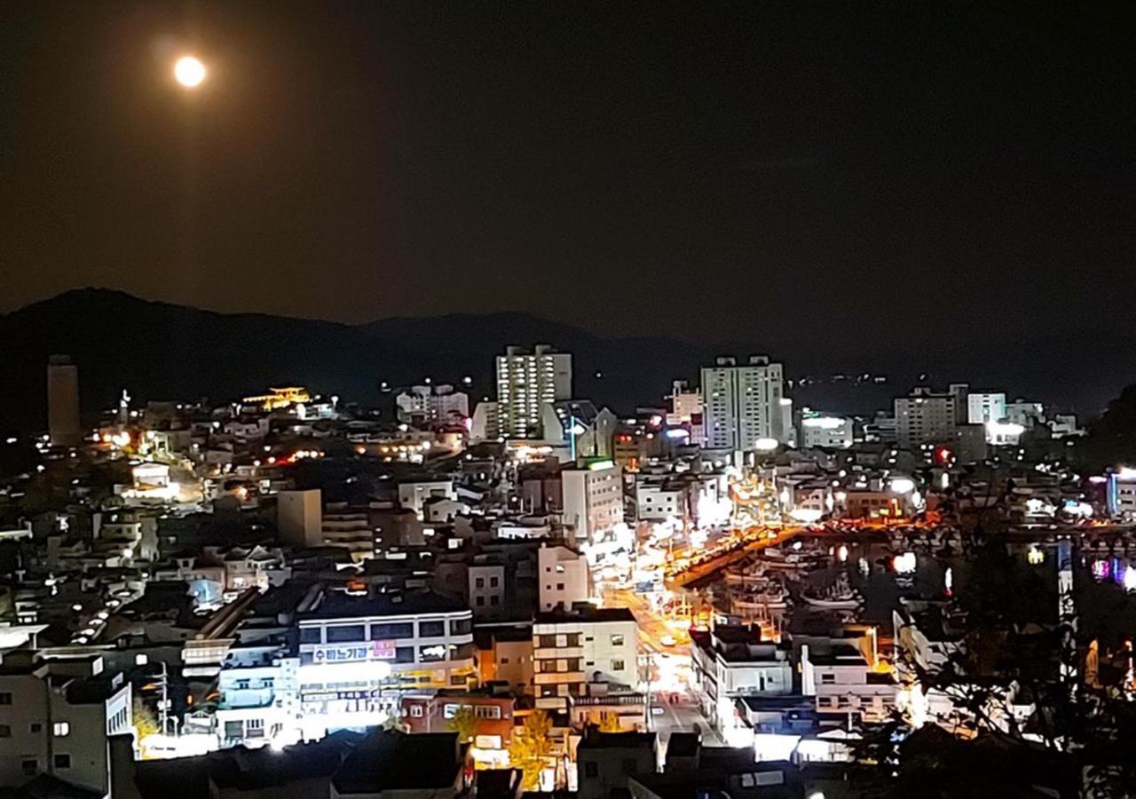 Lifeguesthouse Tongyeong Eksteriør bilde