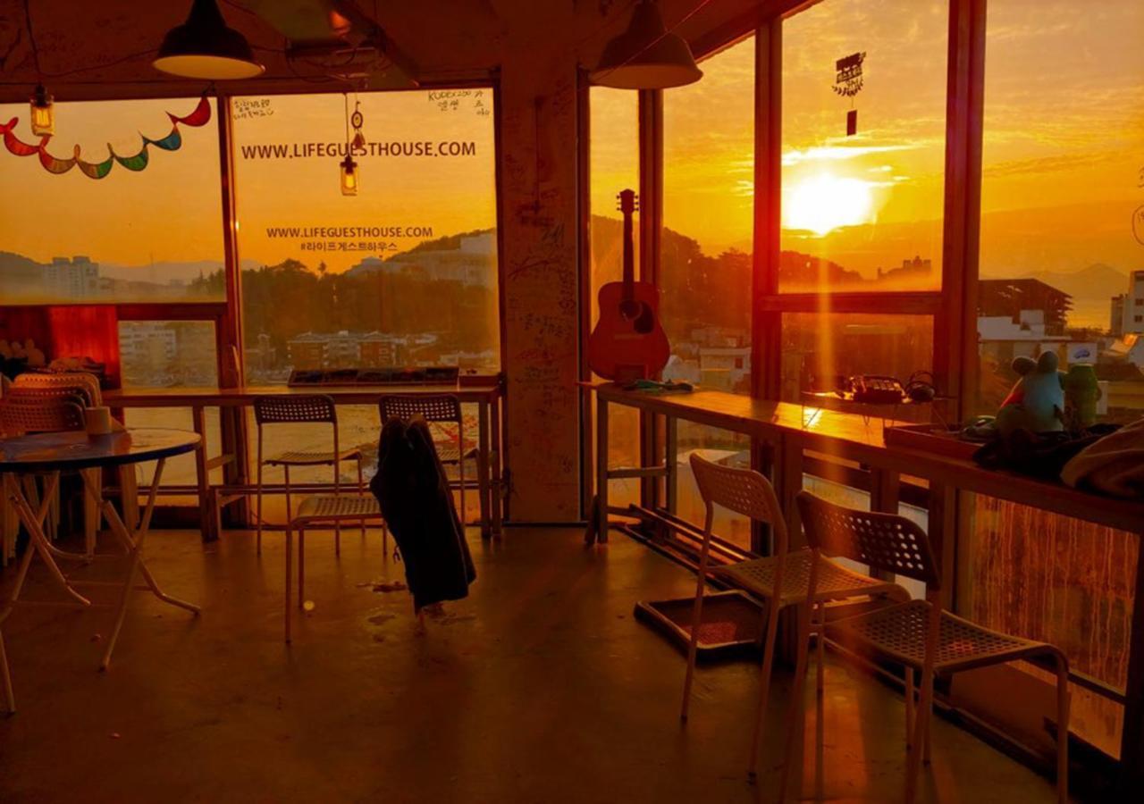 Lifeguesthouse Tongyeong Eksteriør bilde